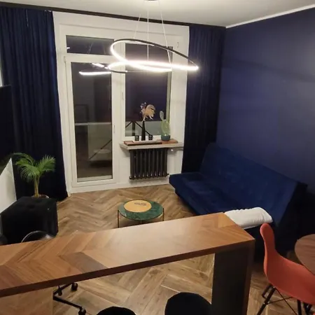 Apartament 3 Pokoje Balkon 50m2 Wyposazone Parking